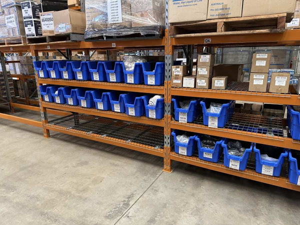 Mammoth Picking Bin Blue 820x315x300mm Pack of 8 VISIPLAS AM83M8