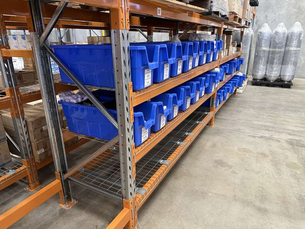 Mammoth Picking Bin Blue 820x315x300mm Pack of 8 VISIPLAS AM83M8